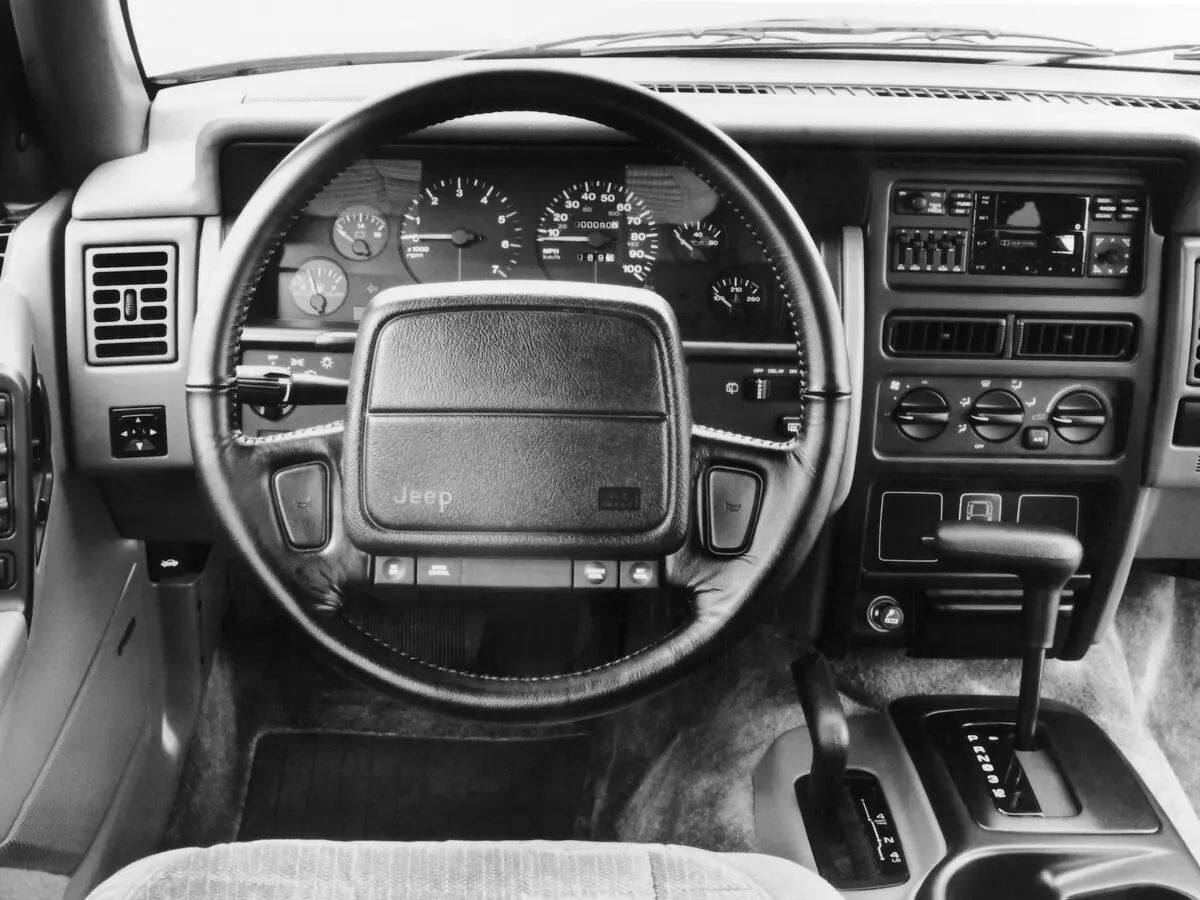 Jeep Grand Cherokee I (ZJ) Внедорожник 5 дв. — сүрөт 9