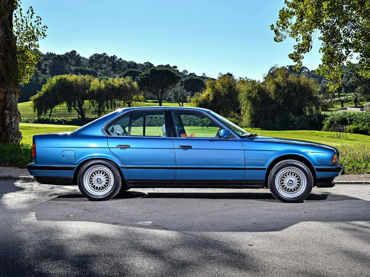 BMW 5 серии III (E34) Седан — фото 2