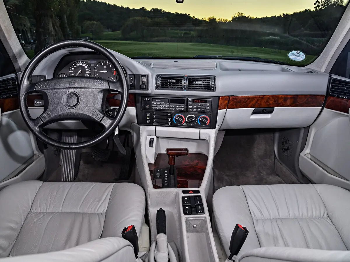 BMW 5 серии III (E34) Седан — фото 6