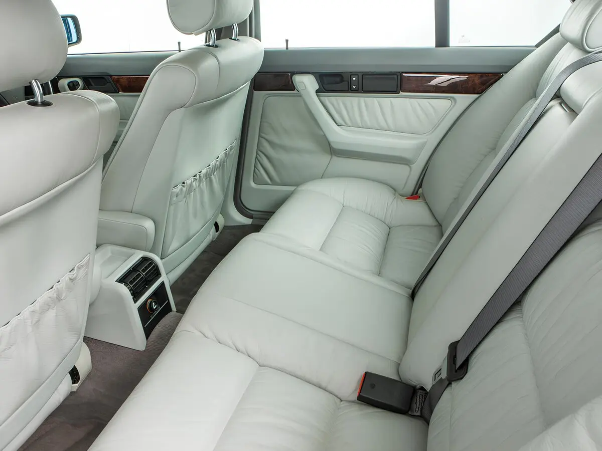 BMW 5 серии III (E34) Седан — фото 9