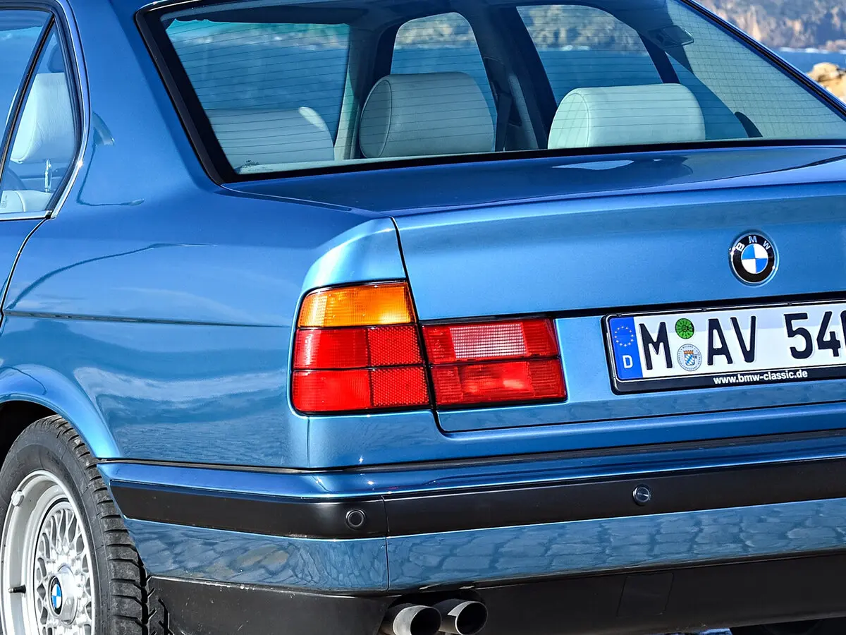 BMW 5 серии III (E34) Седан — фото 13