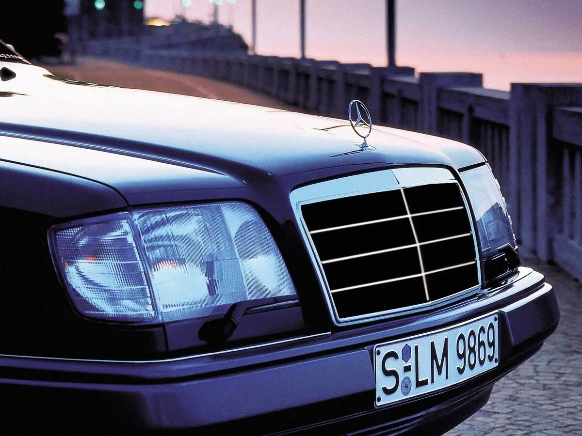 Mercedes-Benz E-Класс I (W124) Седан — фото 6
