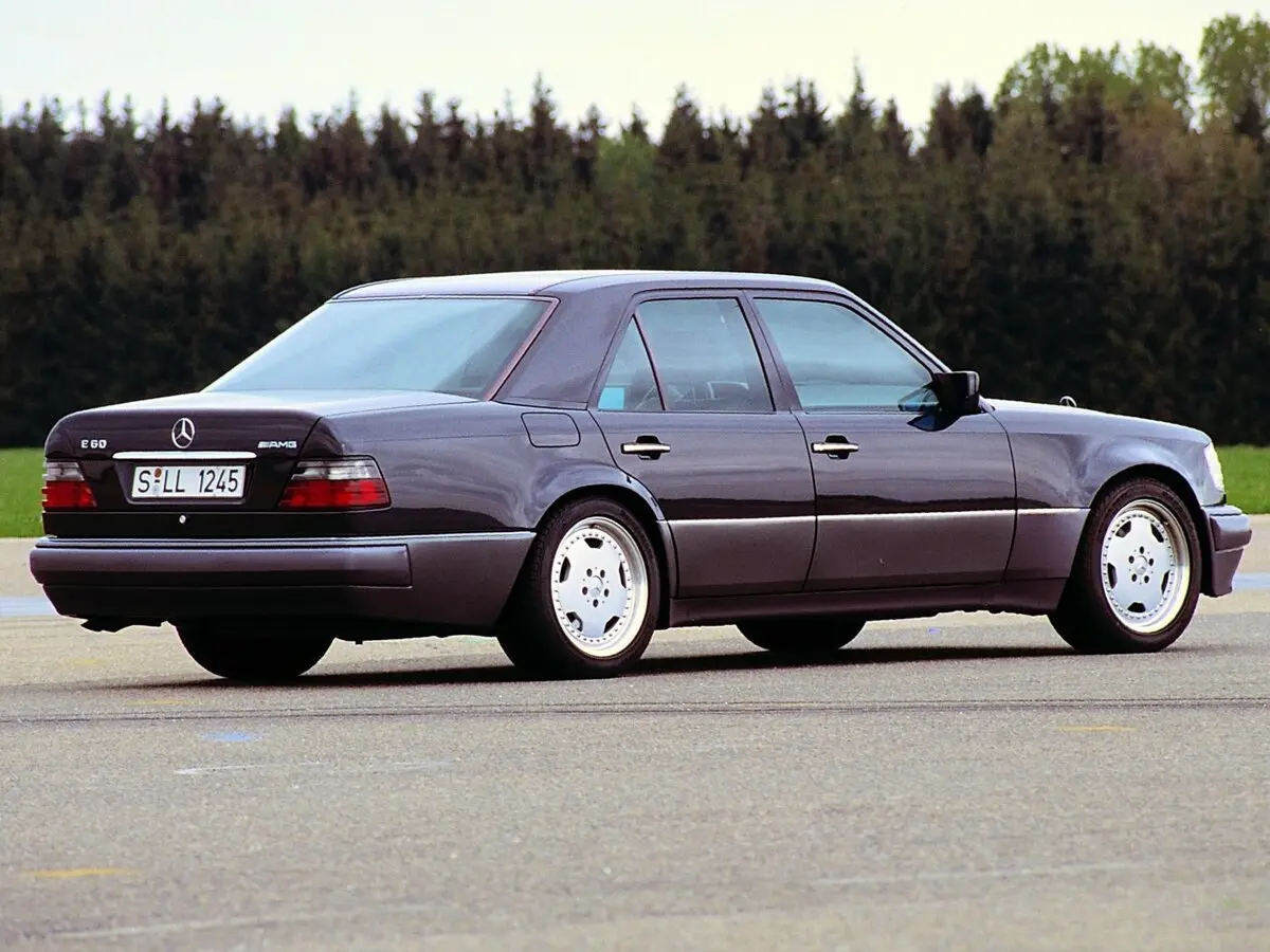 Mercedes-Benz E-Класс AMG I (W124) Седан — фото 3