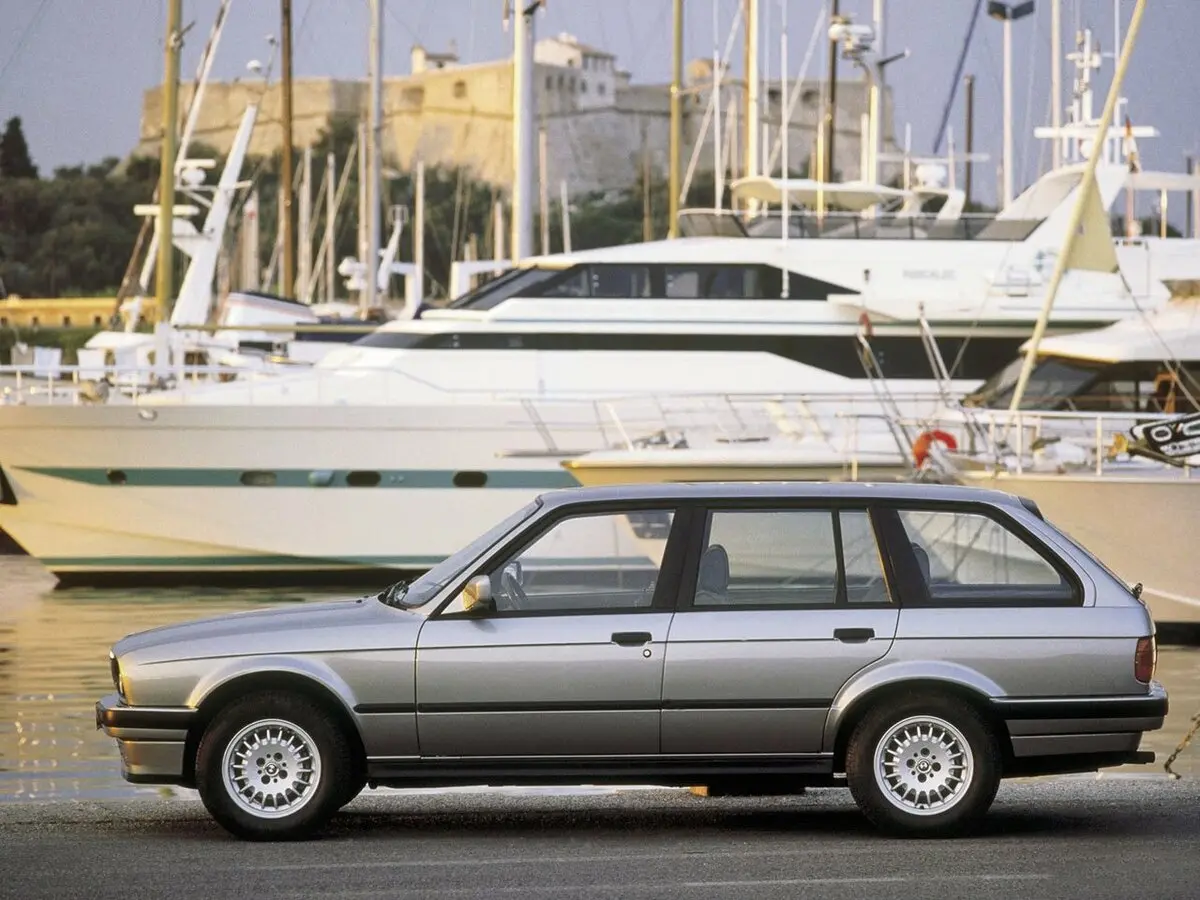 BMW 3 серии II (E30) Универсал 5 дв. — сүрөт 2