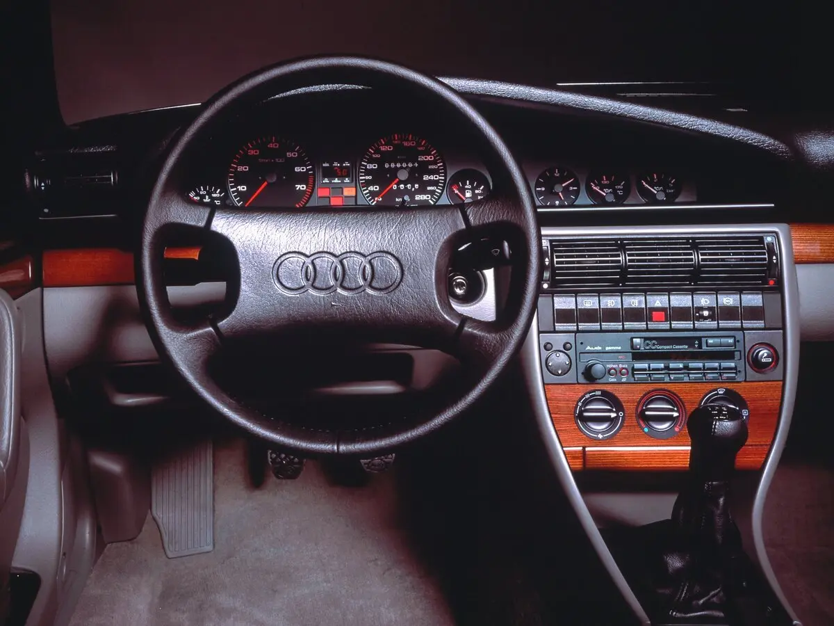 Audi 100 IV (C4) Седан — сүрөт 7