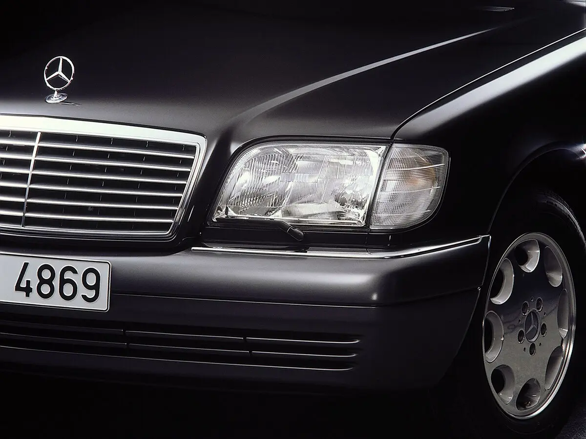 Mercedes-Benz S-Класс III (W140) Седан — фото 13