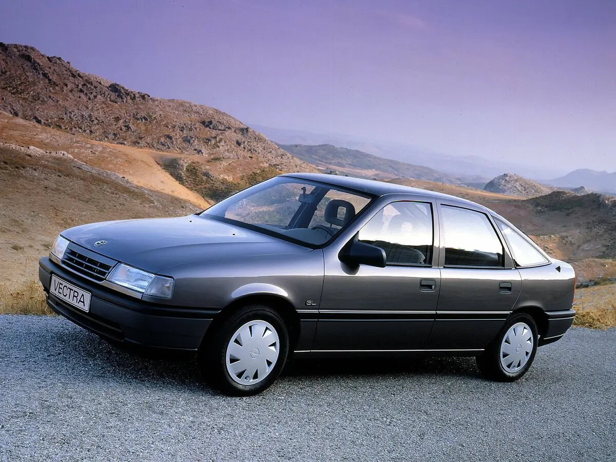 Opel Vectra A Лифтбек