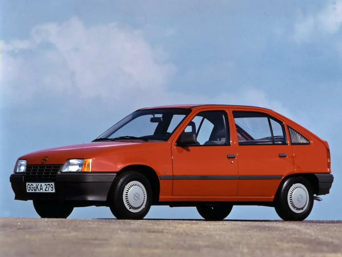 Opel Kadett E Хэтчбек 5 дв.