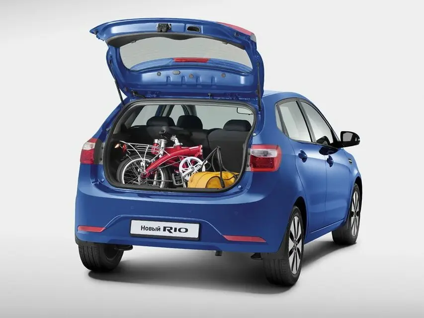 Kia Rio III Хэтчбек 5 дв. — фото 11