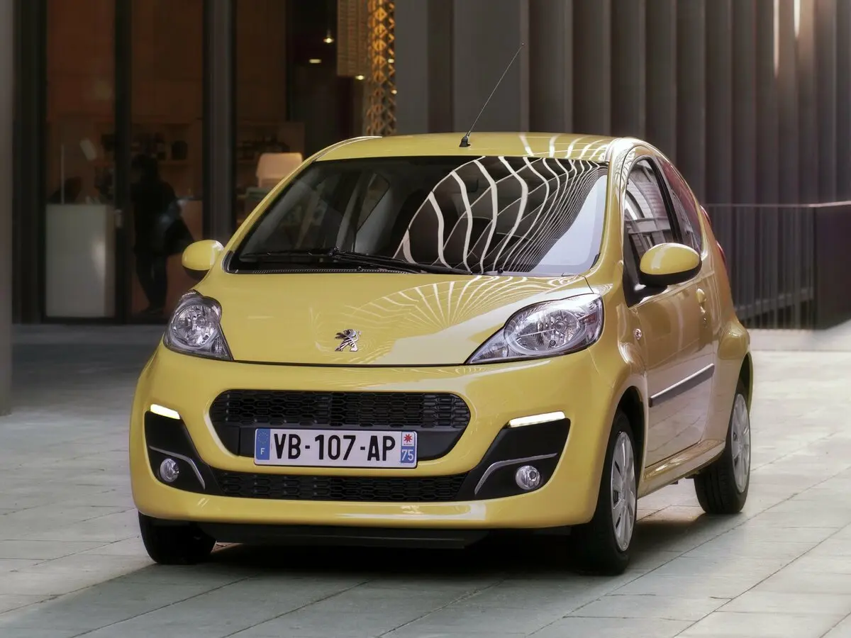 Peugeot 107 I Рестайлинг 2 Хэтчбек 3 дв. — сүрөт 3