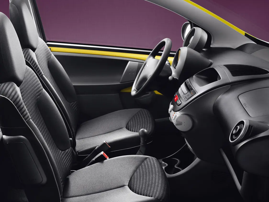 Peugeot 107 I Рестайлинг 2 Хэтчбек 3 дв. — сүрөт 6