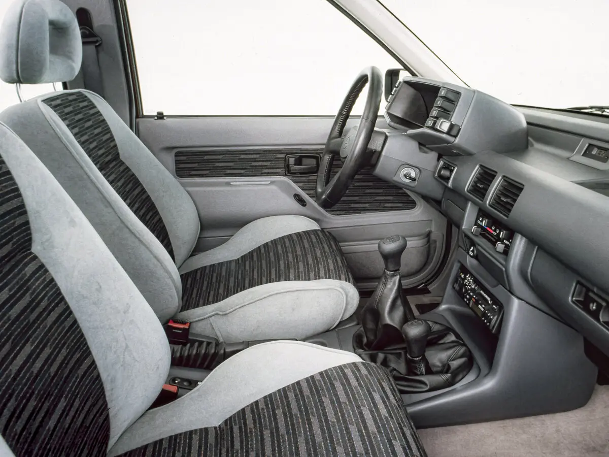 Opel Frontera A Внедорожник 5 дв. — фото 5