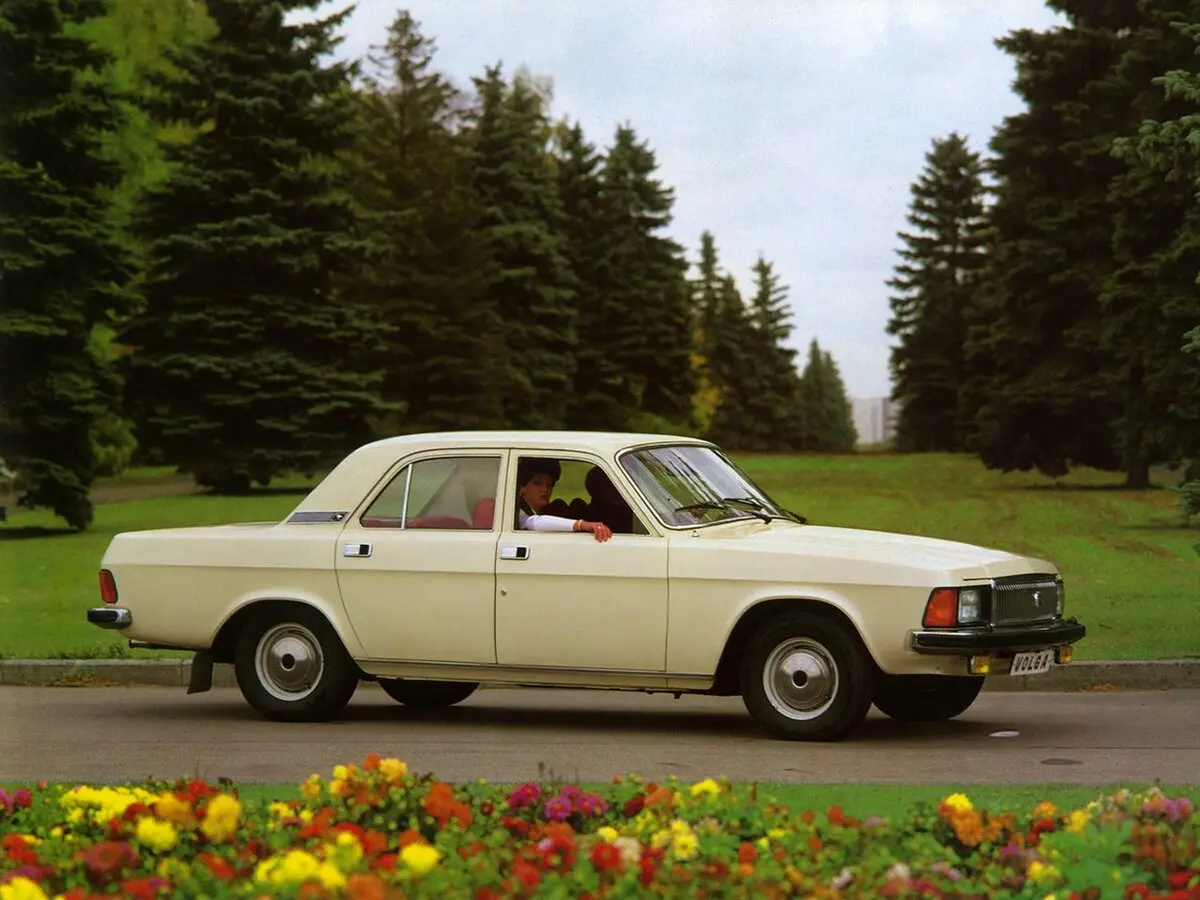 ГАЗ 3102 «Волга» 1982 – 2009 Седан — сүрөт 3