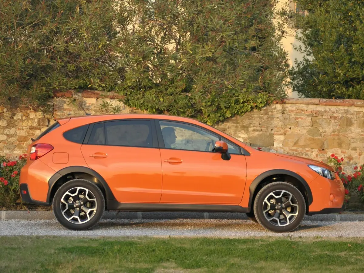 Subaru XV I Внедорожник 5 дв. — фото 2