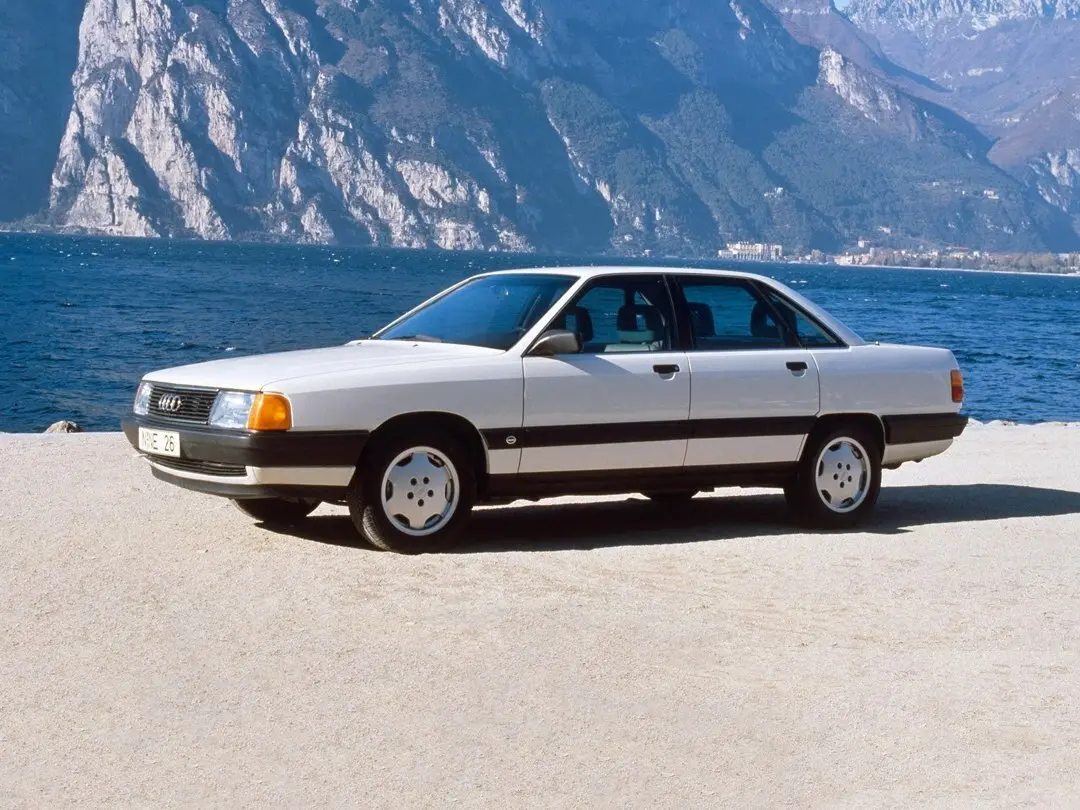 Audi 100 III (C3) Рестайлинг Седан — сүрөт 2