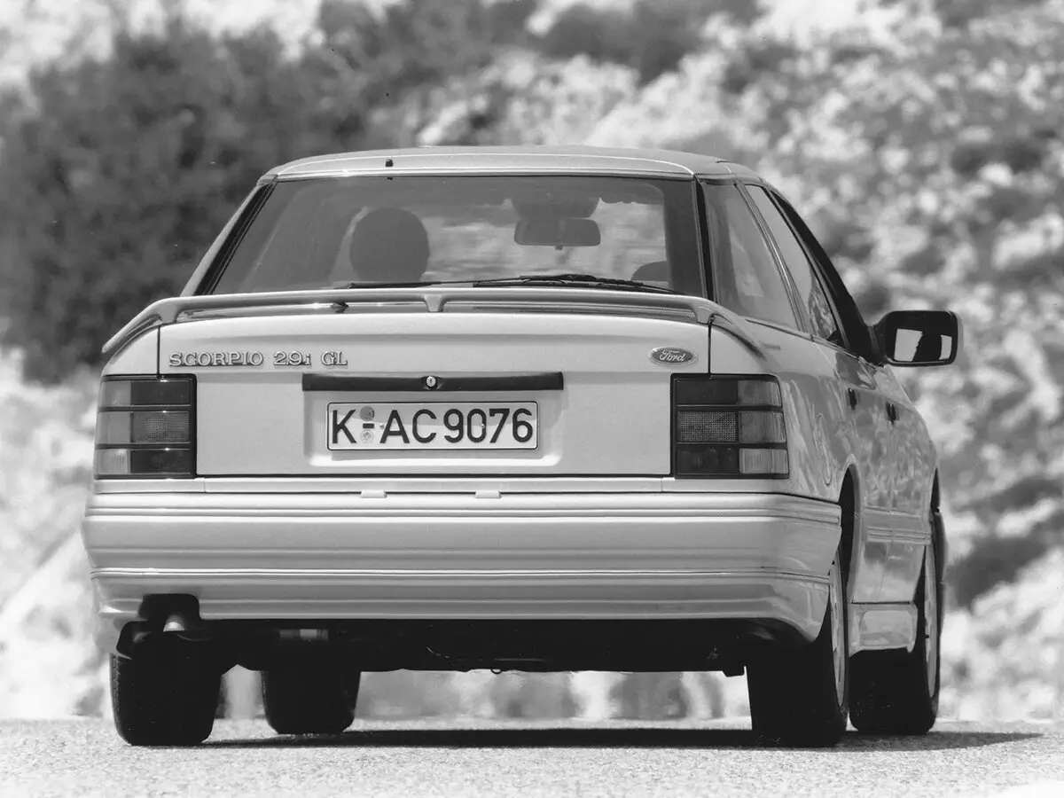 Ford Scorpio I Хэтчбек 5 дв. — сүрөт 4
