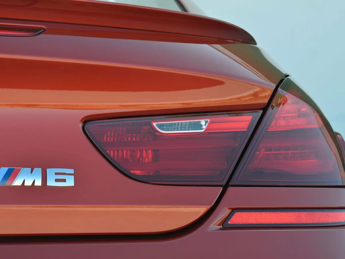 BMW M6 III (F06/F13/F12) Купе — 照片 16