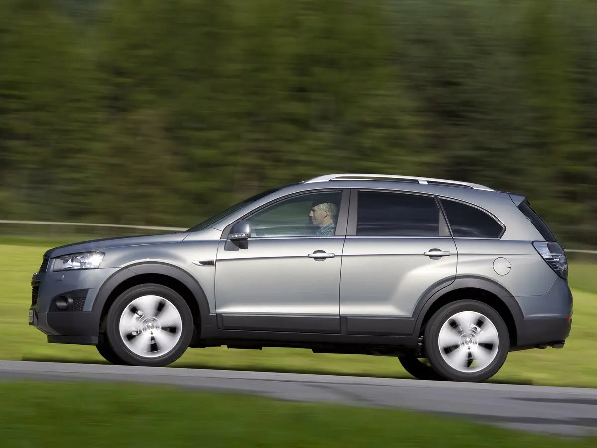 Chevrolet Captiva I Рестайлинг Внедорожник 5 дв. — сүрөт 2