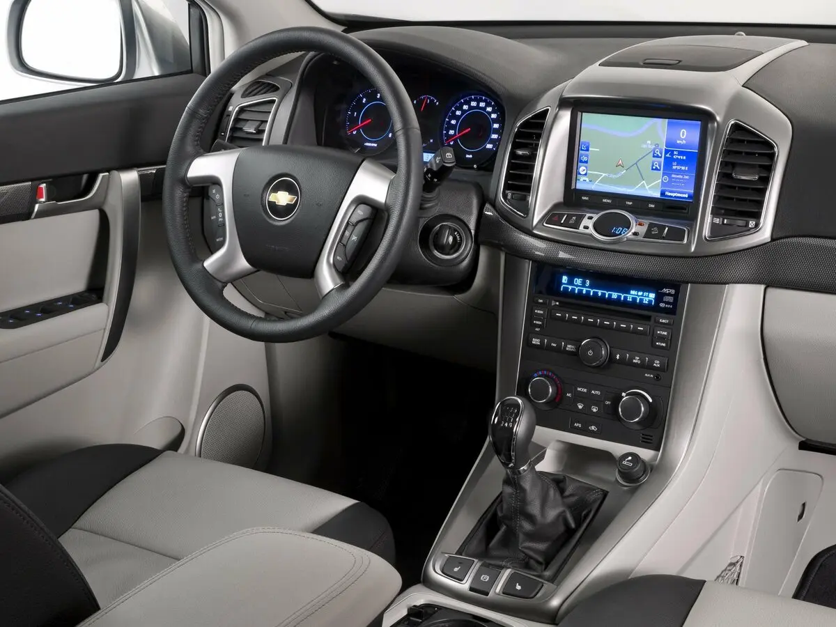 Chevrolet Captiva I Рестайлинг Внедорожник 5 дв. — сүрөт 7