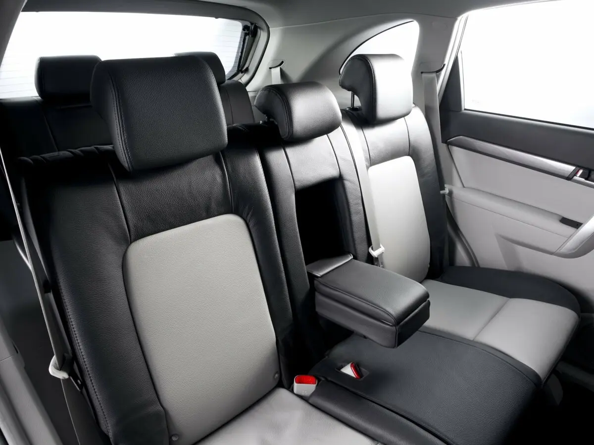 Chevrolet Captiva I Рестайлинг Внедорожник 5 дв. — сүрөт 8