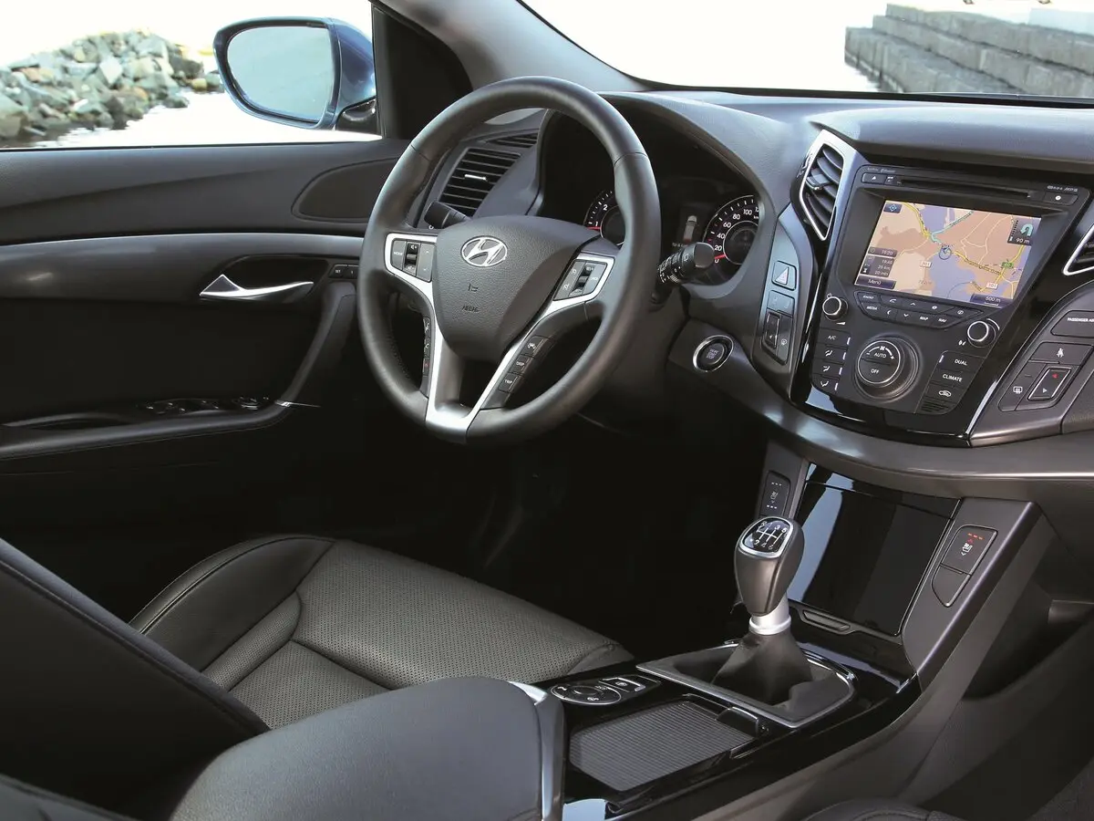 Hyundai i40 I Седан — сүрөт 7