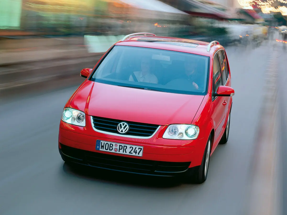 Volkswagen Touran I Компактвэн — сүрөт 3