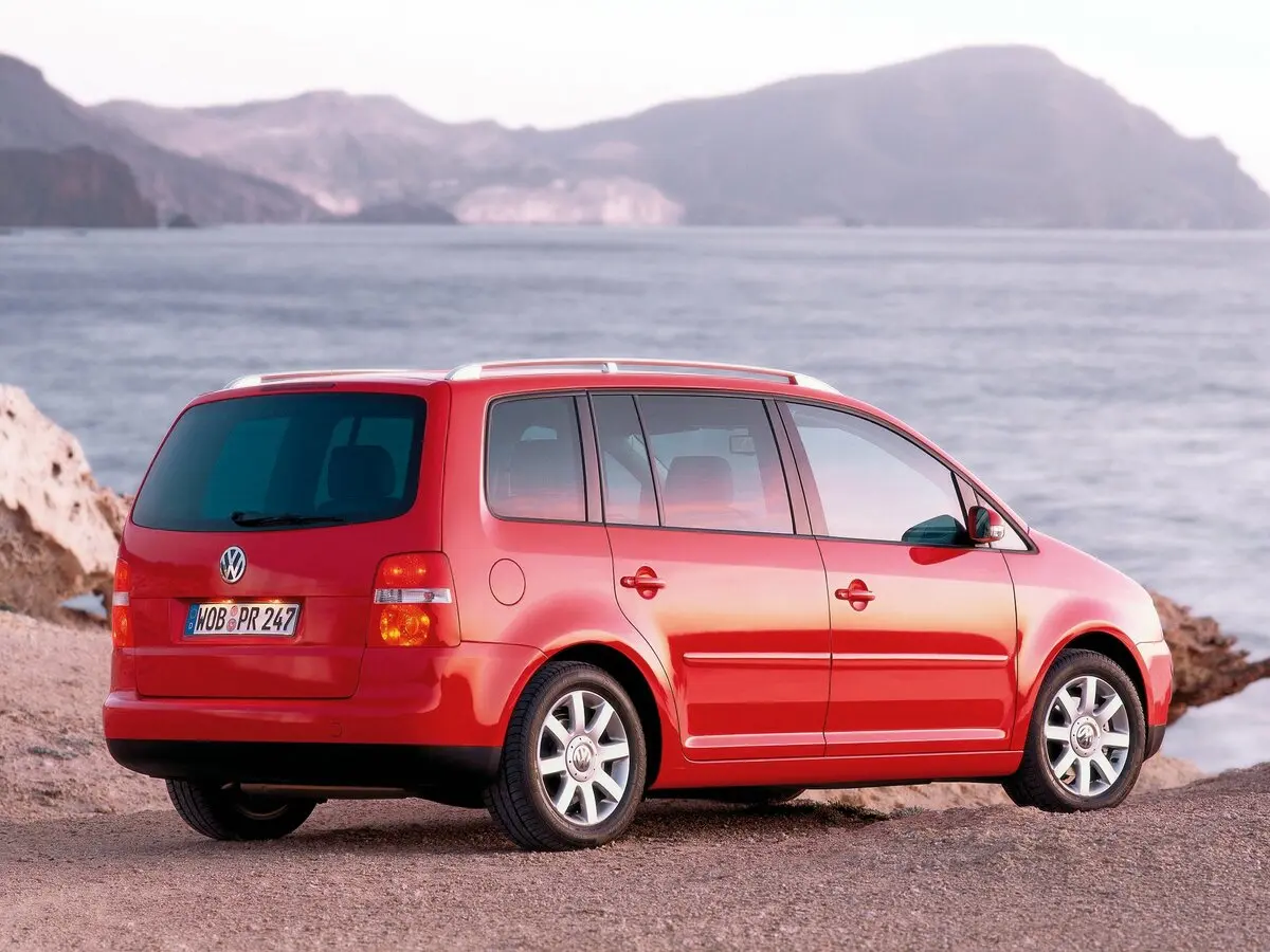 Volkswagen Touran I Компактвэн — сүрөт 5