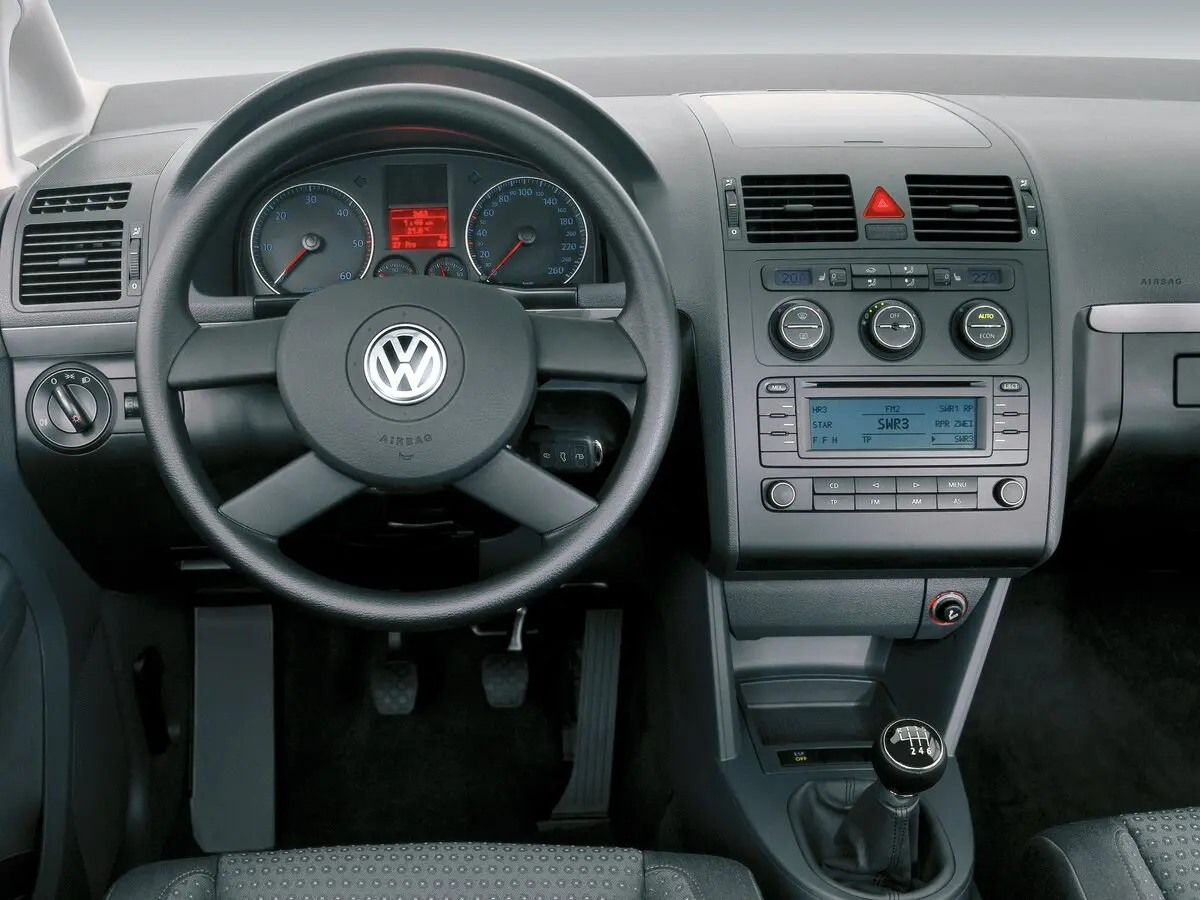 Volkswagen Touran I Компактвэн — сүрөт 6