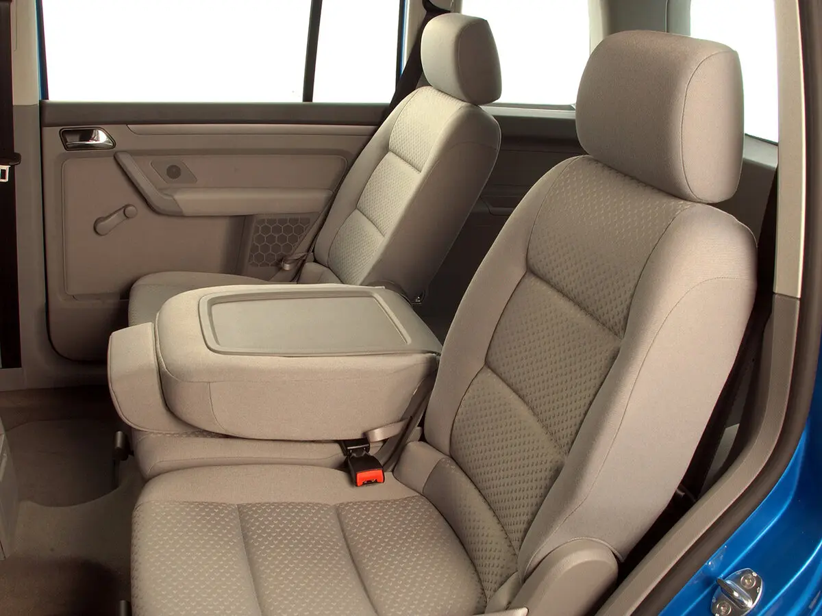Volkswagen Touran I Компактвэн — сүрөт 9