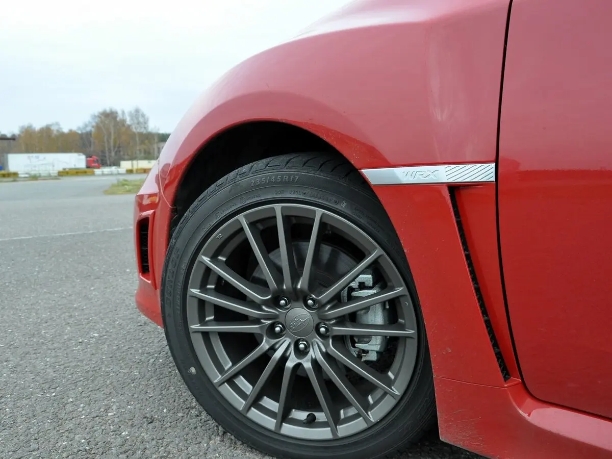 Subaru Impreza WRX III Рестайлинг Седан — сүрөт 12