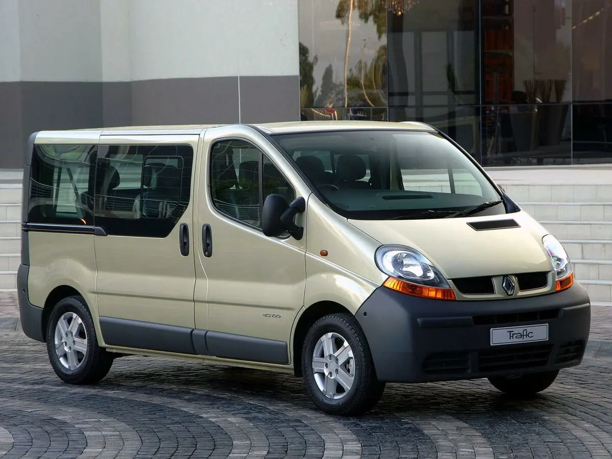 Renault Trafic II Минивэн