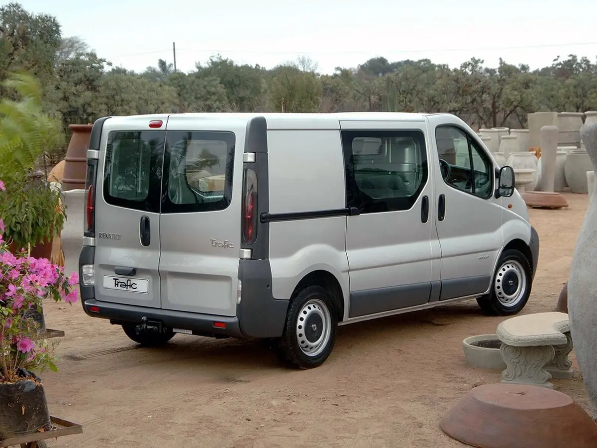 Renault Trafic II Минивэн — 照片 4