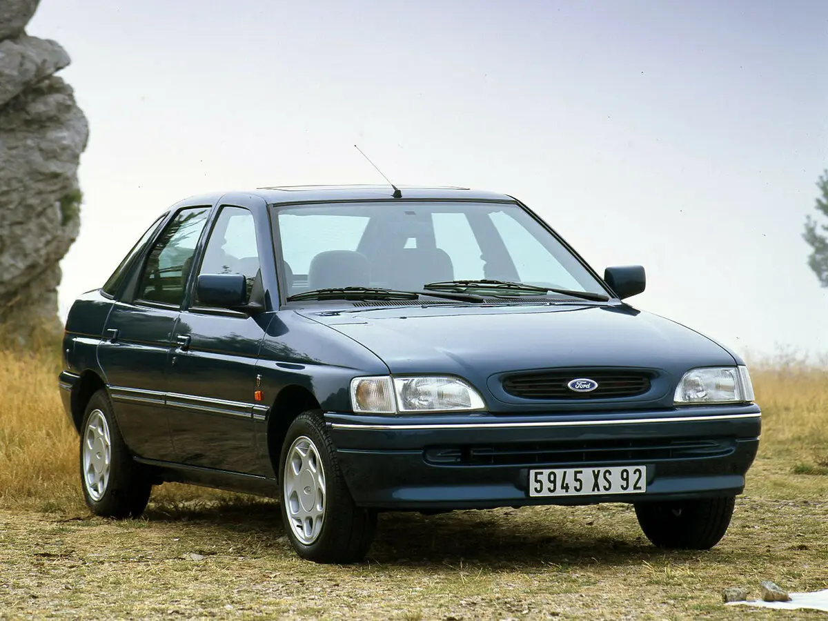 Ford Escort V Рестайлинг 1 Хэтчбек 5 дв. — сүрөт 3