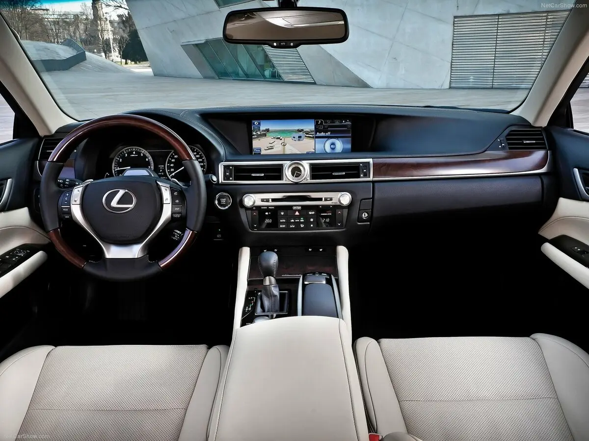 Lexus GS IV Седан — фото 6