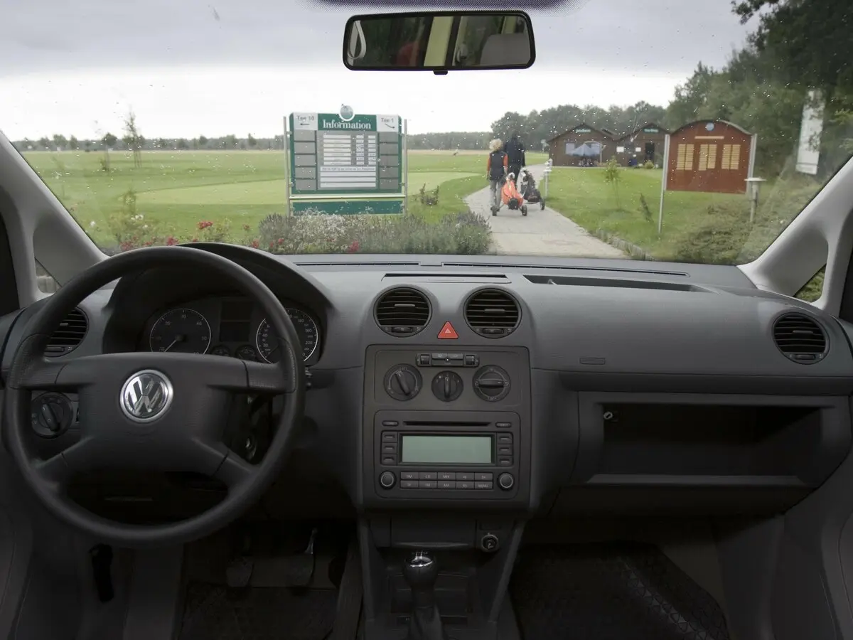 Volkswagen Caddy III Компактвэн Life — фото 6