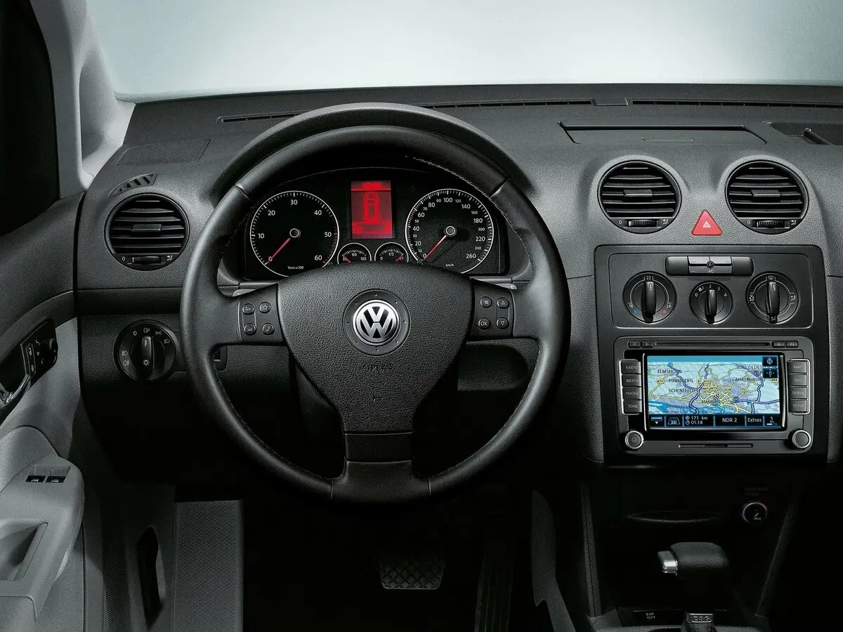 Volkswagen Caddy III Компактвэн Life Maxi — фото 5