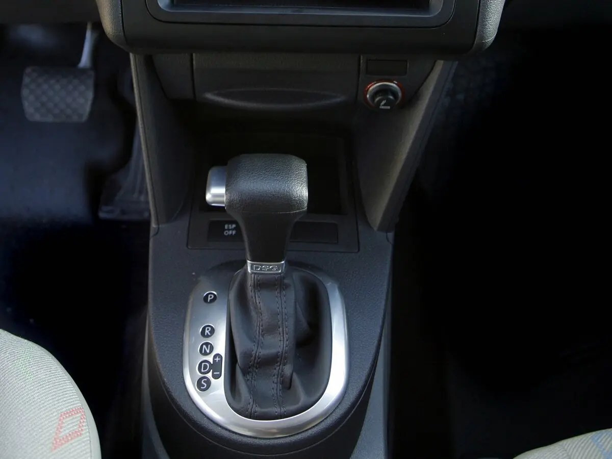Volkswagen Caddy III Компактвэн Life Maxi — фото 9