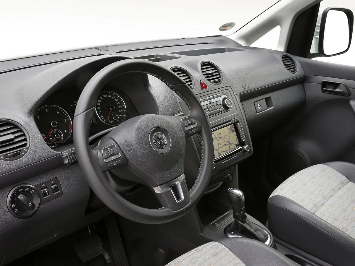 Volkswagen Caddy III Рестайлинг Фургон Kasten — фото 6