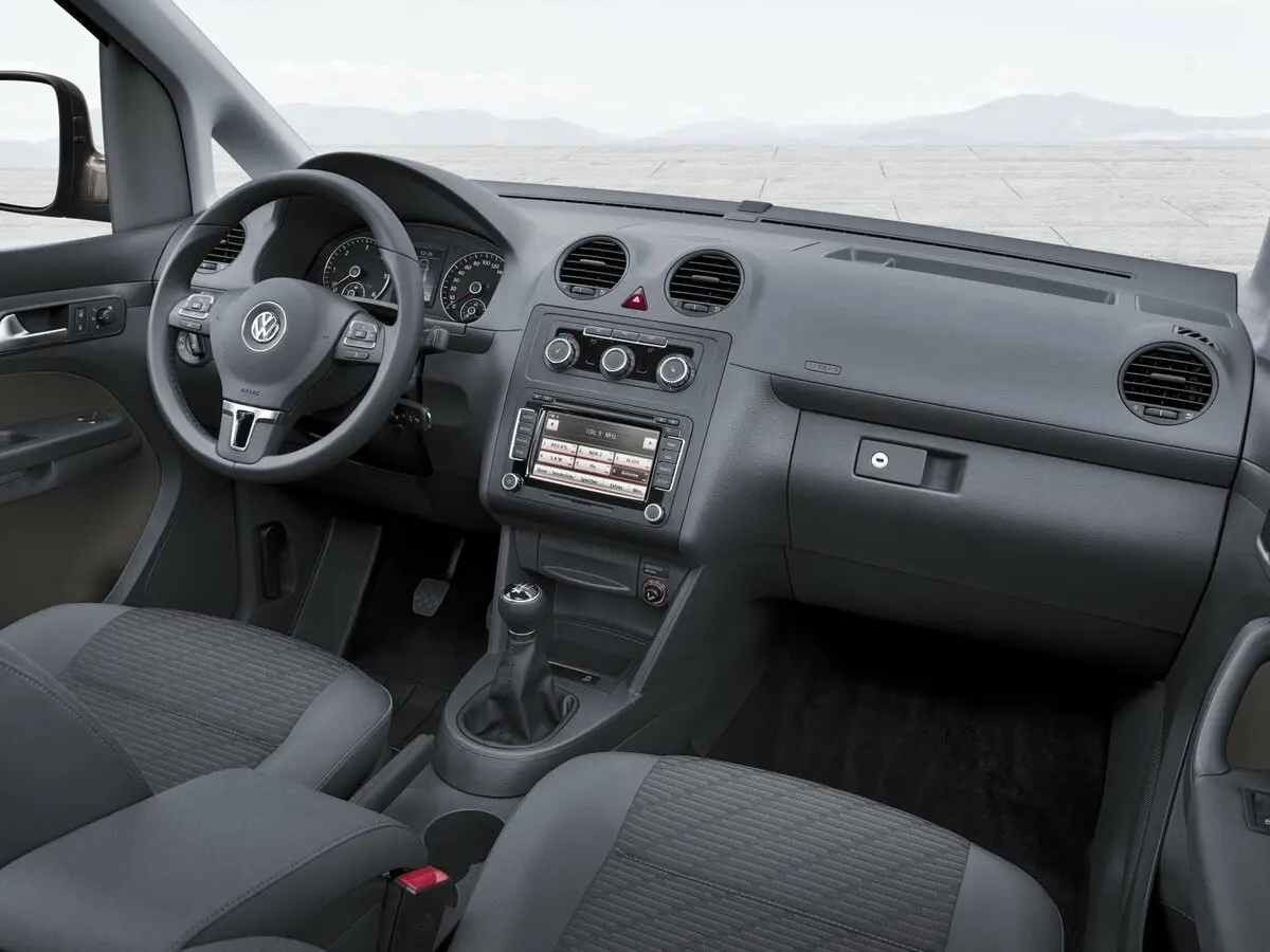 Volkswagen Caddy III Рестайлинг Компактвэн — фото 7