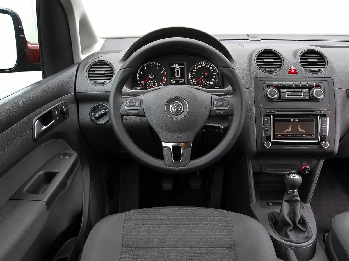 Volkswagen Caddy III Рестайлинг Компактвэн — фото 10