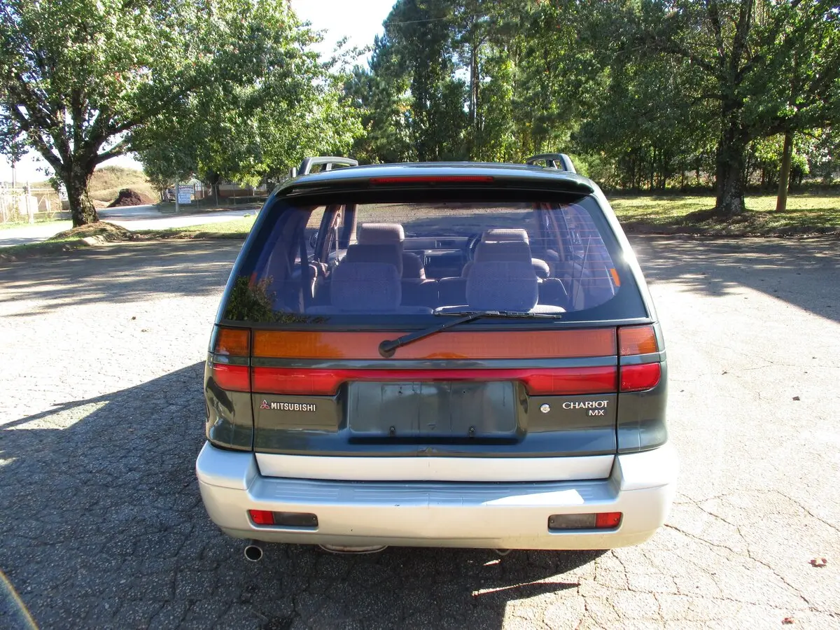 Mitsubishi Chariot II Компактвэн — сүрөт 4