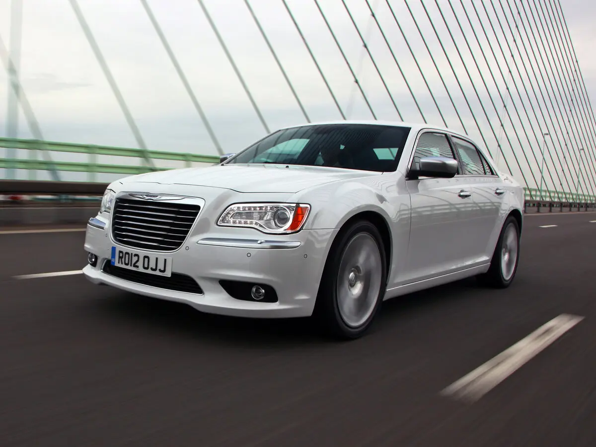 Chrysler 300C II Седан