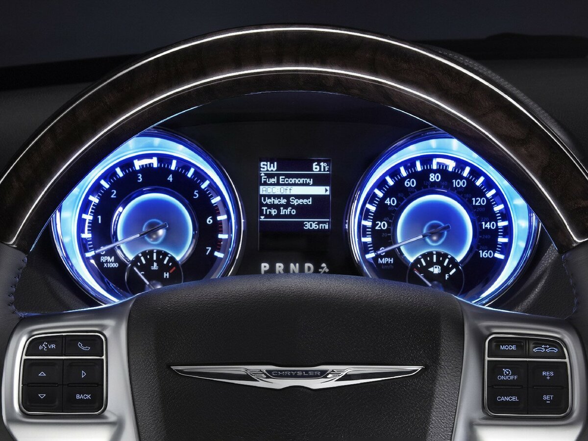 Chrysler 300C II Седан — фото 9