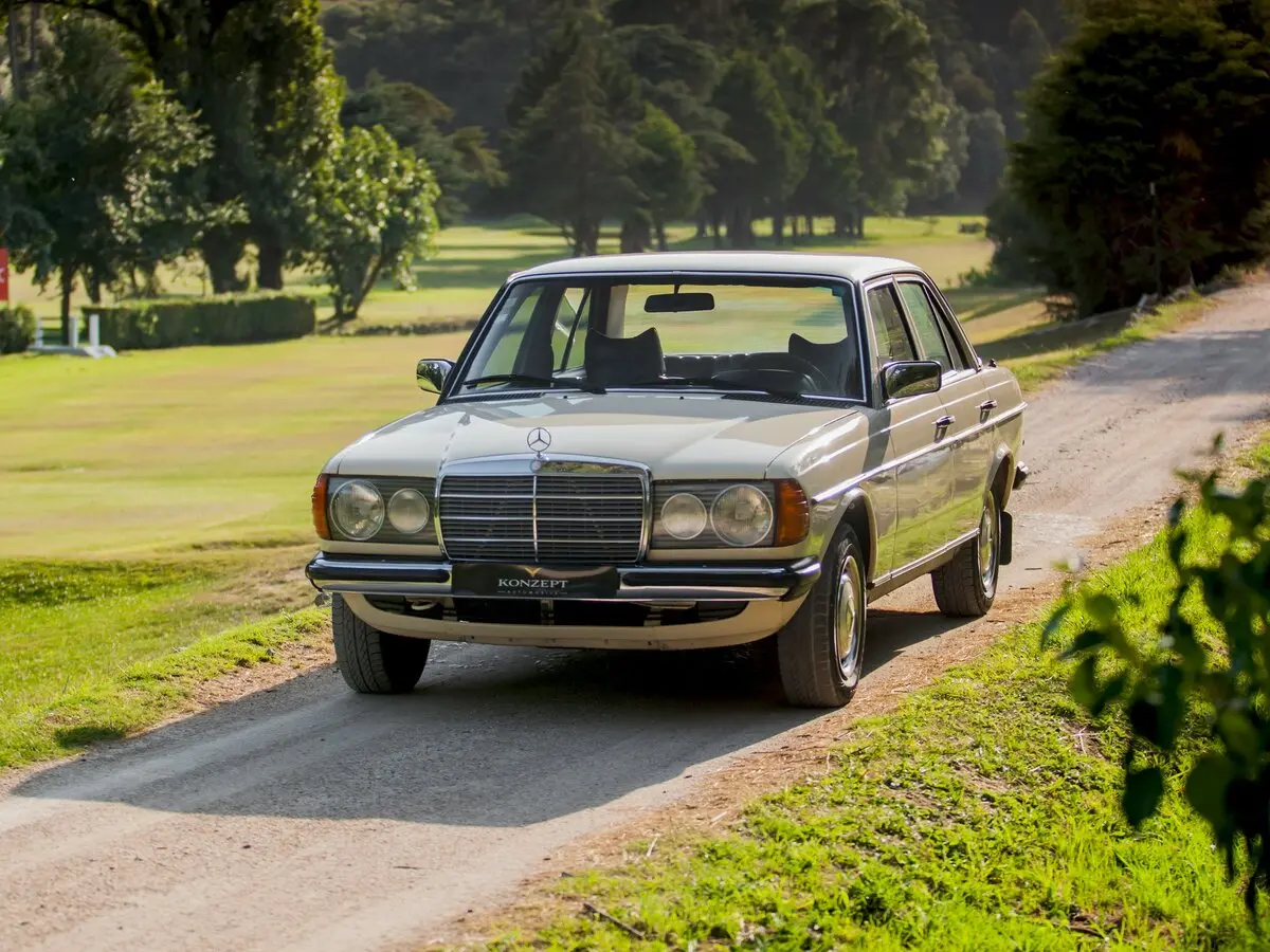 Mercedes-Benz W123 1975 – 1986 Седан — сүрөт 3
