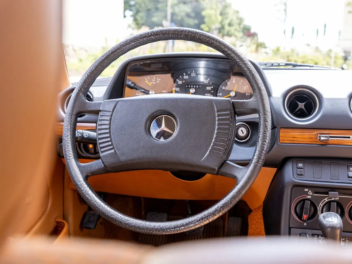 Mercedes-Benz W123 1975 – 1986 Универсал 5 дв. — photo 8