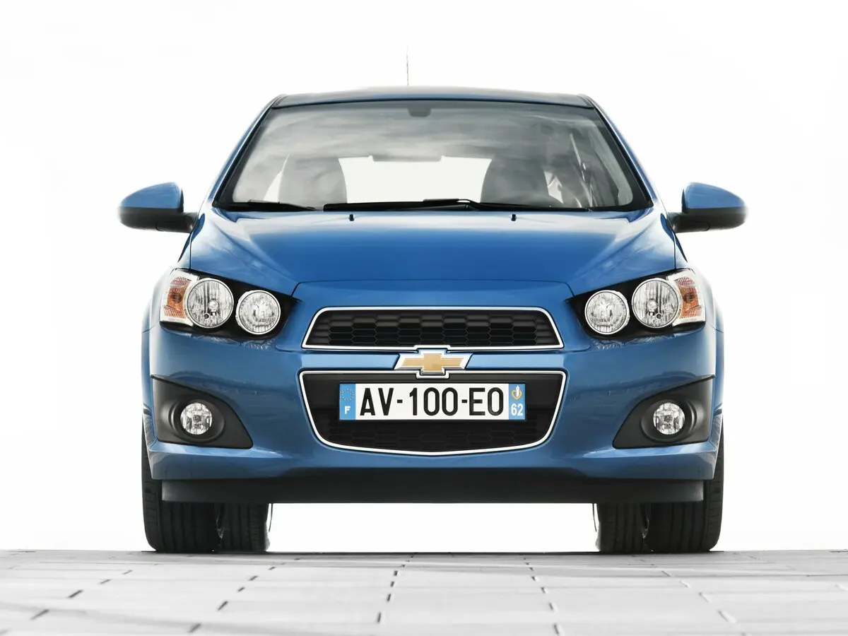 Chevrolet Aveo II Хэтчбек 5 дв. — сүрөт 3