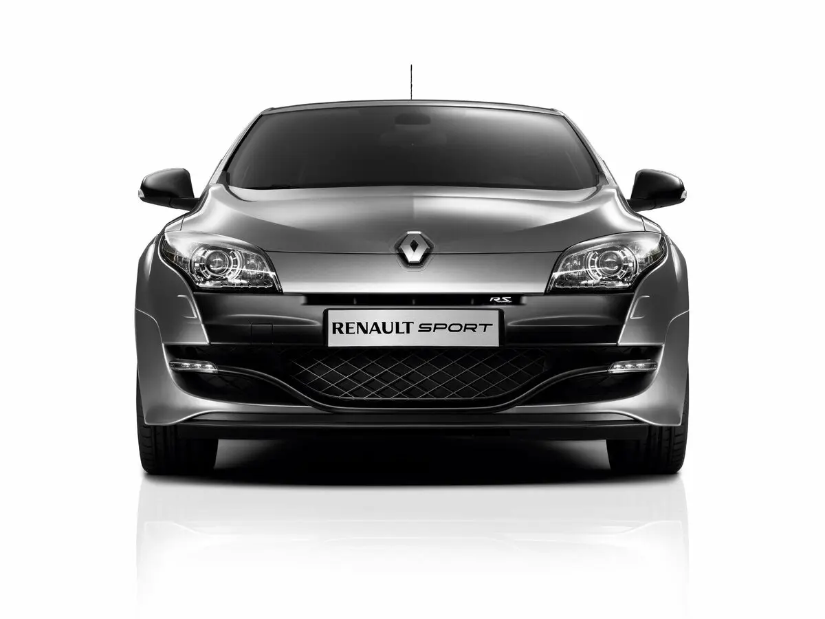 Renault Megane RS III Хэтчбек 3 дв. — 照片 3