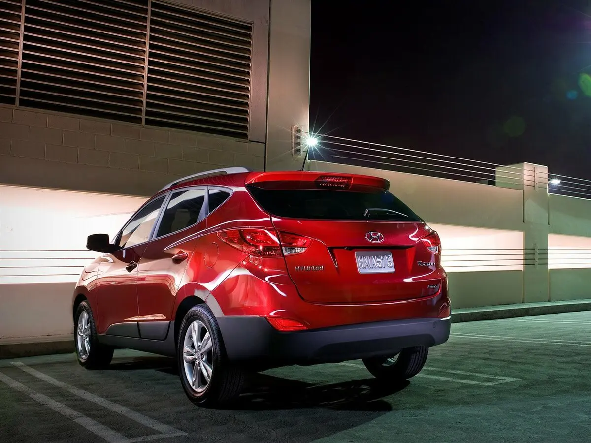 Hyundai Tucson II Внедорожник 5 дв. — сүрөт 4
