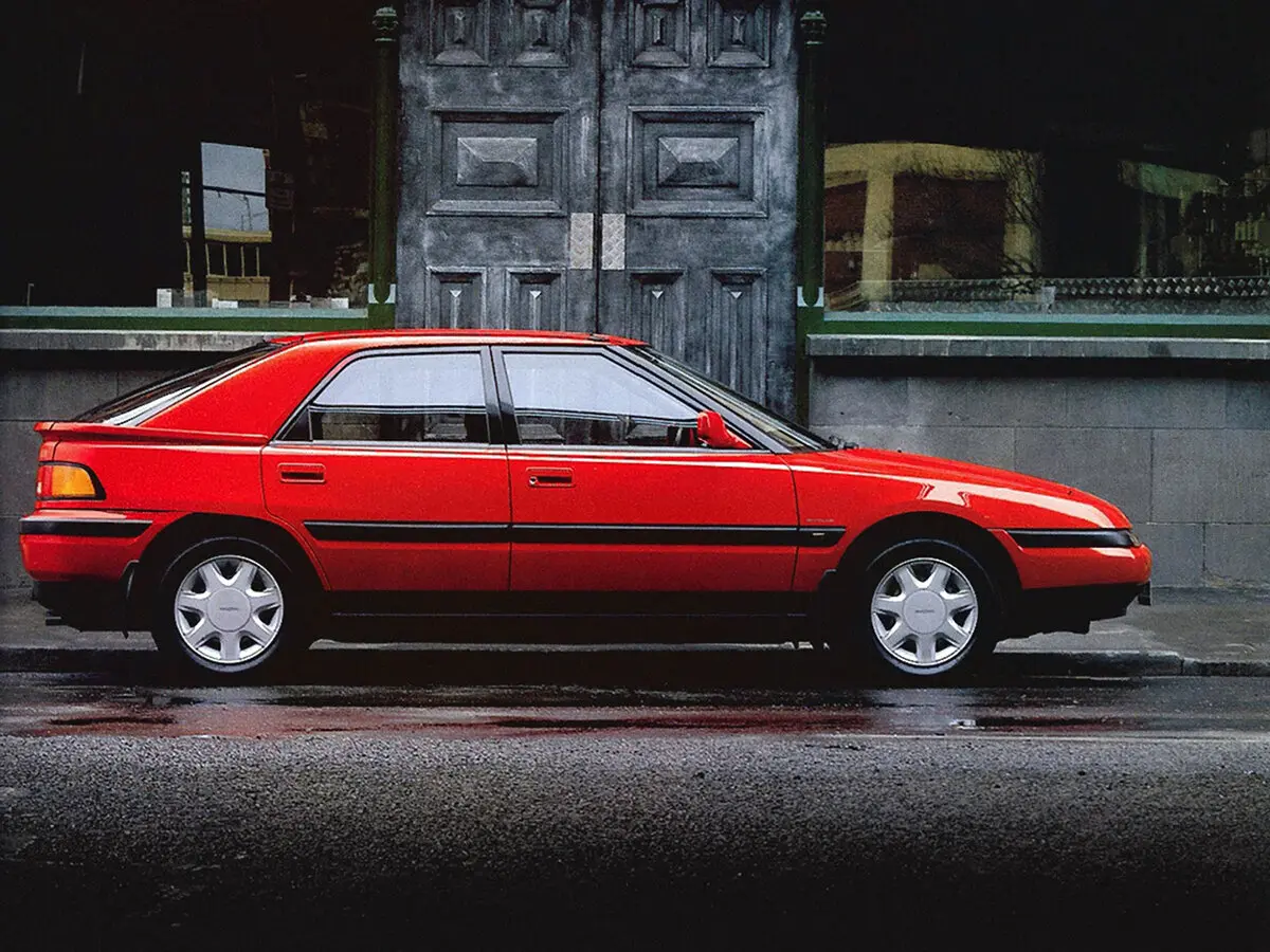 Mazda 323 IV (BG) Хэтчбек 5 дв. — фото 2