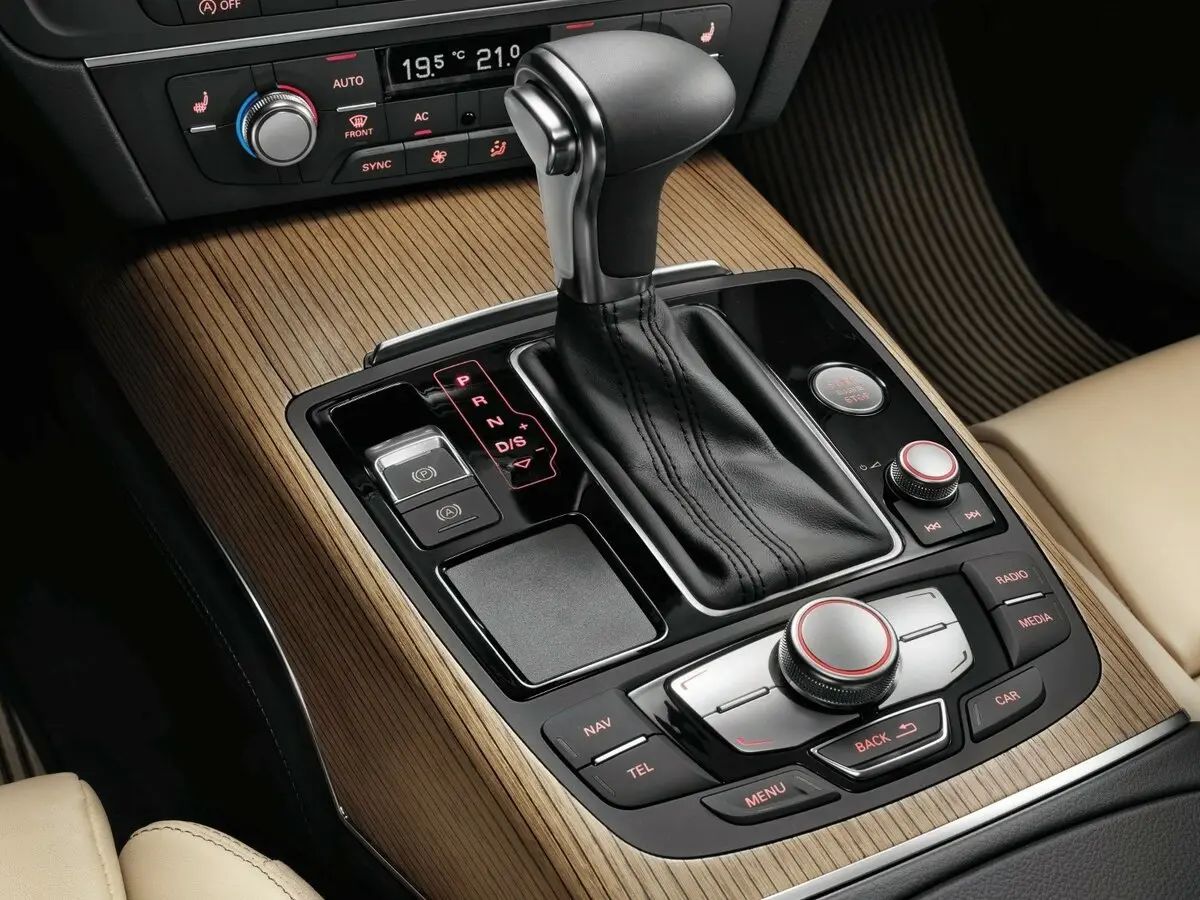 Audi A6 allroad III (C7) Универсал 5 дв. — сүрөт 11